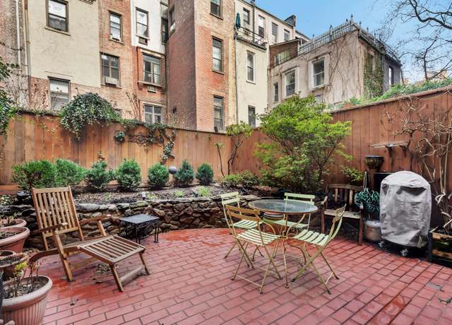 Property at 129 W 70th St Unit GARDEN, New York City, NY 10023, 4 beds, 3 baths