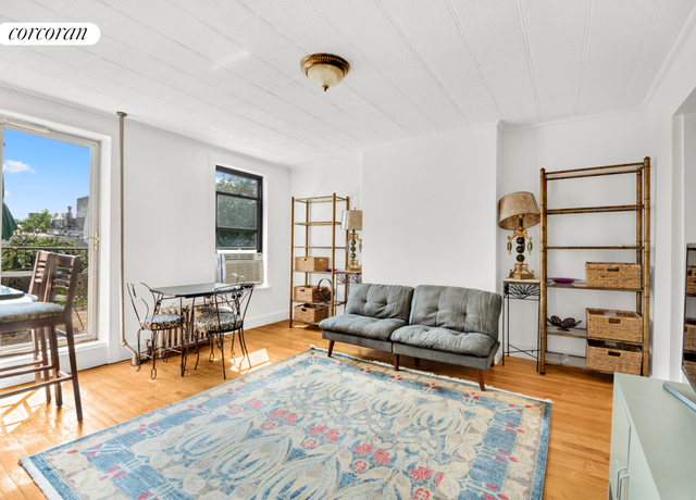 Property at 174 17th St, Brooklyn, NY 11215, 6 beds, 5 baths