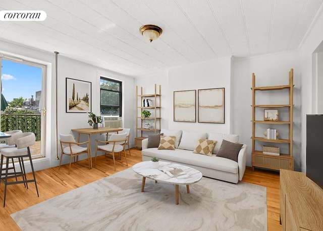 Property at 174 17th St, Brooklyn, NY 11215, 6 beds, 5 baths