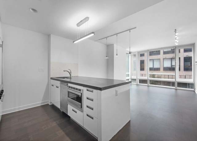 Property at 261 W 28th St Unit 2D, New York City, NY 10001, 1 bed, 1 bath