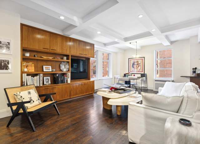 Property at 470 W 24th St Unit 6A, New York City, NY 10011, 1 bed, 1 bath