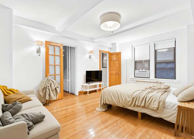 Property at 321 E 54th St Unit 2J, New York City, NY 10022, 1 bath