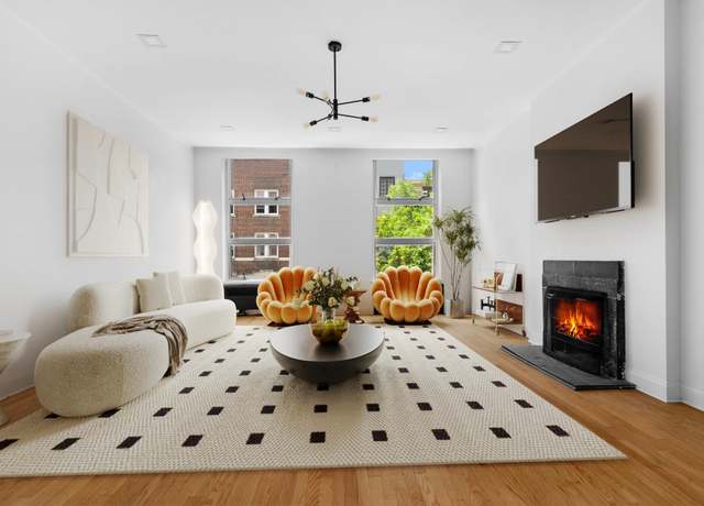 Property at 33 W 9th St, New York City, NY 10011, 6 beds, 6 baths