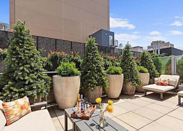 Property at 261 W 28th St Unit 10DD, New York City, NY 10001, 2 beds, 2.5 baths