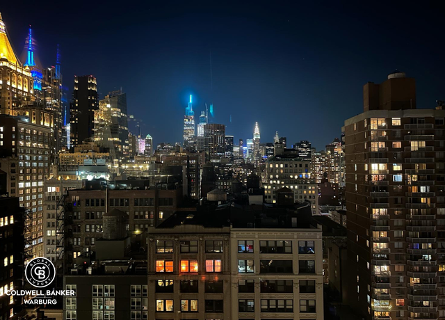 Property at 121 E 23rd St Unit PHD, New York City, NY 10010, 3 beds, 3 baths