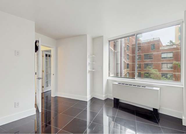 Property at 295 Greenwich St Unit 5/6P, New York City, NY 10007, 3 beds, 2 baths