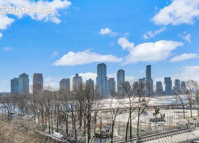 Property at 100 United Nations Plz Unit 8A, New York City, NY 10017, 2 beds, 2.5 baths