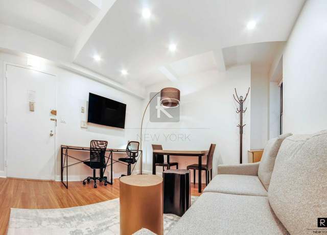 Property at 150 W 51st St #1412, New York City, NY 10019, 1 bed, 1 bath