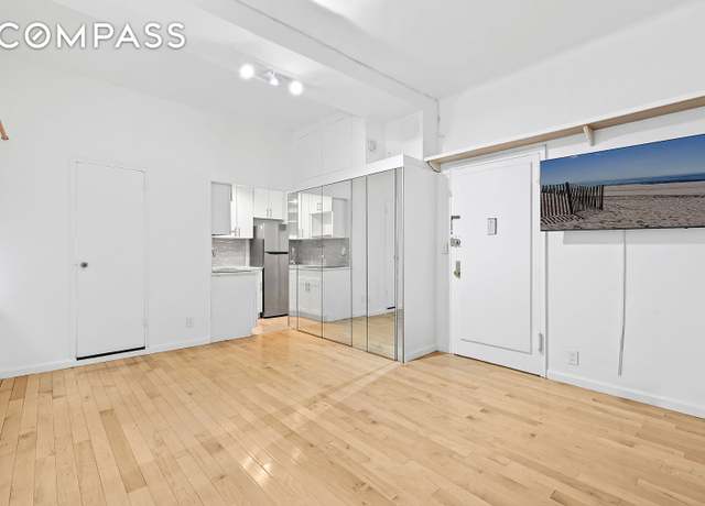 Property at 57 W 58th St Unit 5HH, New York City, NY 10019, 1 bath