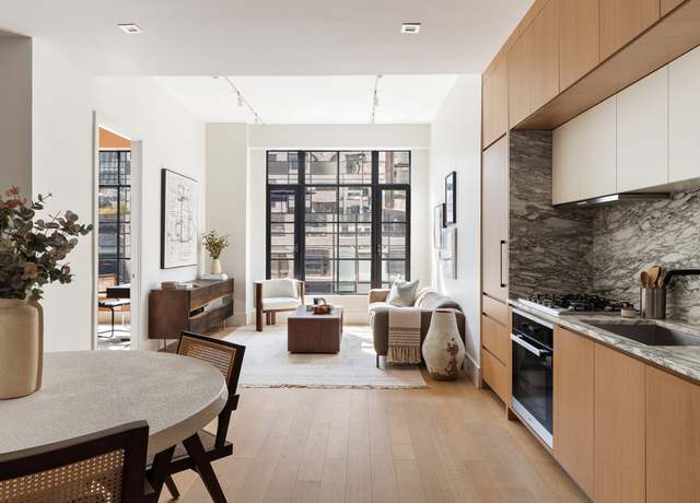 Property at 517 W 29th St Unit 3B, New York City, NY 10001, 2 beds, 1.5 baths