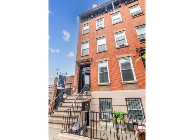 Property at 124 President St, Brooklyn, NY 11231, 5 beds, 4 baths