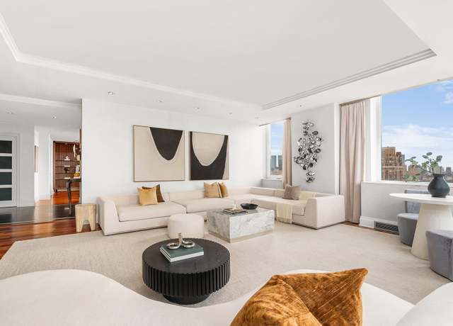 Property at 300 E 77th St Unit 30B, New York City, NY 10075, 4 beds, 3.5 baths