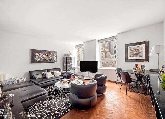 Property at 15 W 53rd St Unit 15H, New York City, NY 10019, 1 bed, 1 bath
