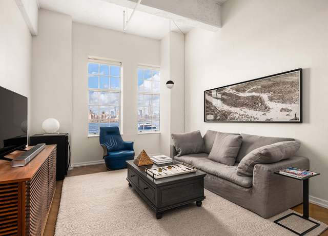 Property at 184 Kent Ave Unit C210, Brooklyn, NY 11249, 1 bed, 2 baths