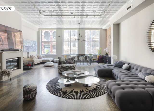 Property at 46 Lispenard St Unit 4E, New York City, NY 10013, 2 beds, 2.5 baths