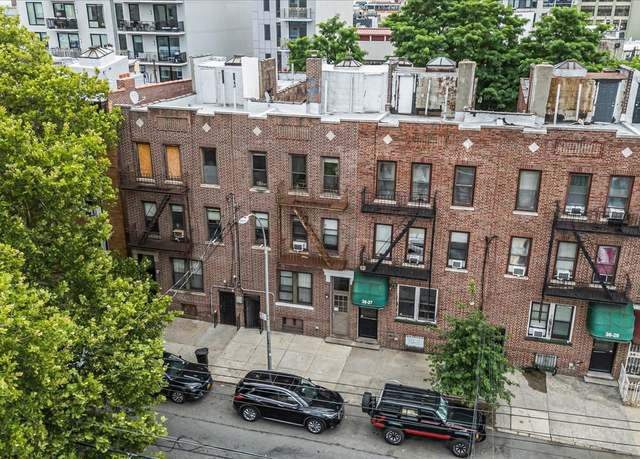Property at 36-25 30th St Unit 1F, New York City, NY 11106, 6 beds, 6 baths