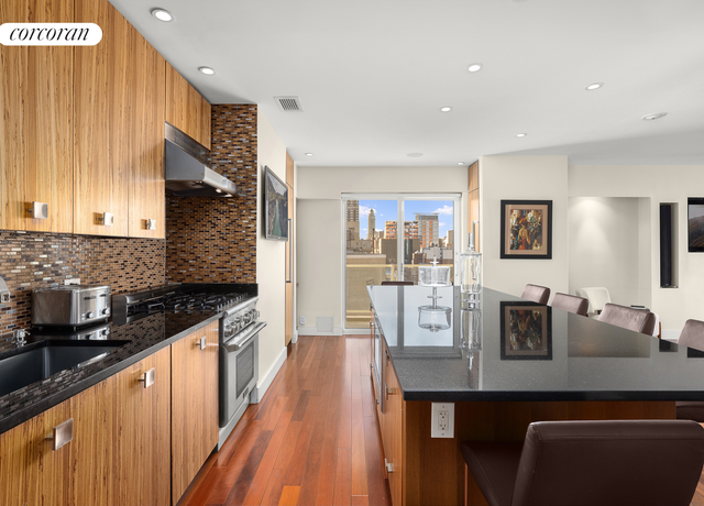 Property at 370 E 76th St Unit B1705, New York City, NY 10021, 1 bed, 1 bath