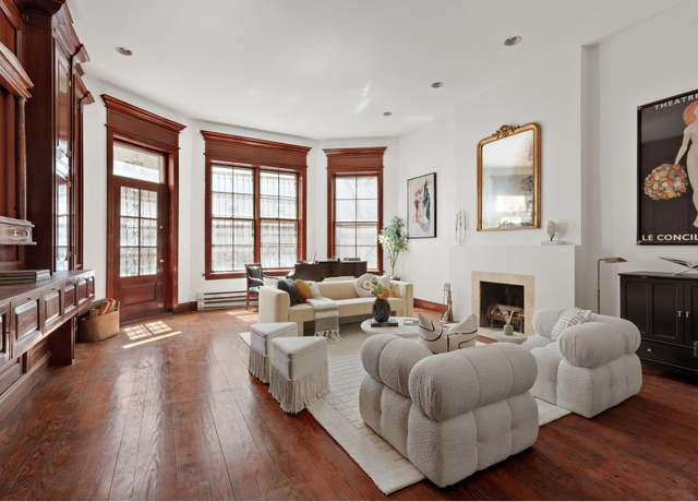 Property at 116 W 74th St, New York City, NY 10023, 9 beds, 5 baths