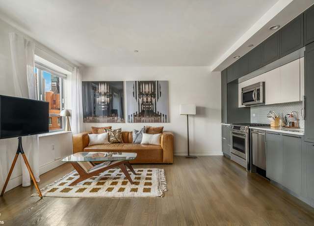 Property at 432 W 52nd St Unit 7H, New York City, NY 10019, 1 bed, 1 bath