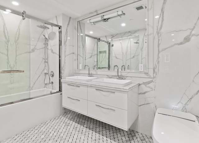 Property at 333 E 82nd St Unit 2A, New York City, NY 10028, 3 beds, 2.5 baths