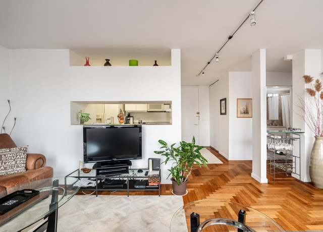 Property at 422 E 72nd St Unit 22-B, New York City, NY 10021, 1 bed, 1 bath