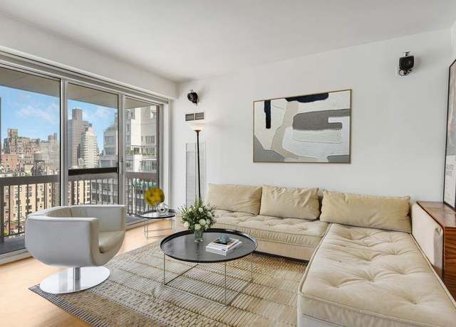 Property at 200 E 69th St Unit 17E, New York City, NY 10065, 1 bed, 2 baths