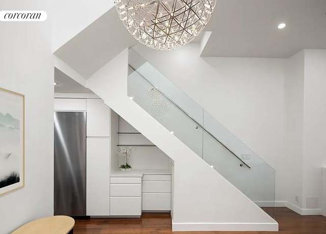 Property at 103 W 89th St Unit 4A, New York City, NY 10024, 3 beds, 3 baths