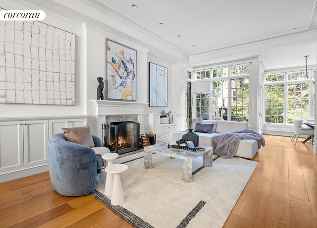Property at 65 Bedford St, New York City, NY 10014, 5 beds, 6 baths