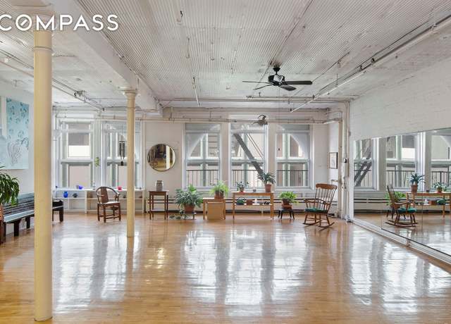 Property at 35 Bond St #5, New York City, NY 10012, 2 beds, 1 bath