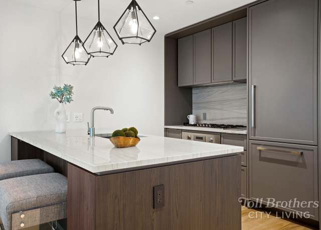 Property at 218 W 103rd St Unit 2A, New York City, NY 10025, 1 bath