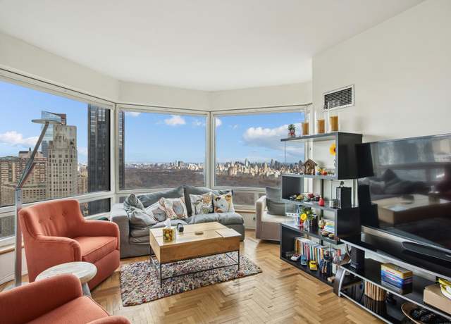 Property at 301 W 57th St Unit 40B, New York City, NY 10019, 1 bed, 1 bath