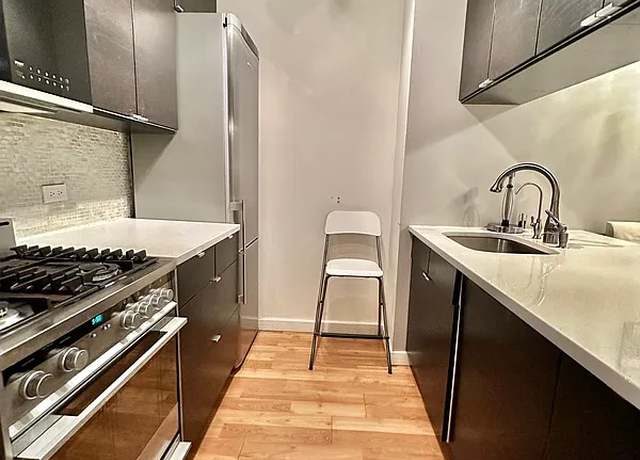 Property at 200 Rector Pl Unit 14L, New York City, NY 10280, 1 bed, 1 bath