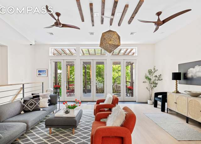 Property at 65 Jackson St, Brooklyn, NY 11211, 5 beds, 5.5 baths
