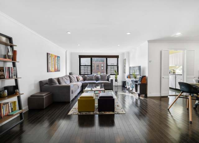 Property at 301 E 69th St Unit 4D, New York City, NY 10021, 2 beds, 2 baths