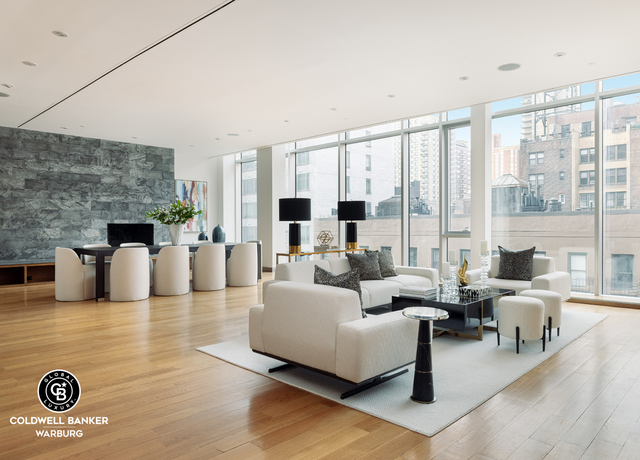 Property at 157 E 84th St, New York City, NY 10028, 5 beds, 6 baths