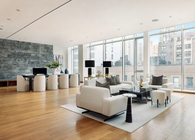 Property at 157 E 84th St, New York City, NY 10028, 5 beds, 6.5 baths