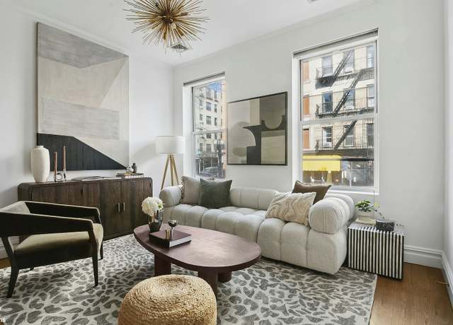 Property at 170 S 4th St, Brooklyn, NY 11211, 5 beds, 4 baths