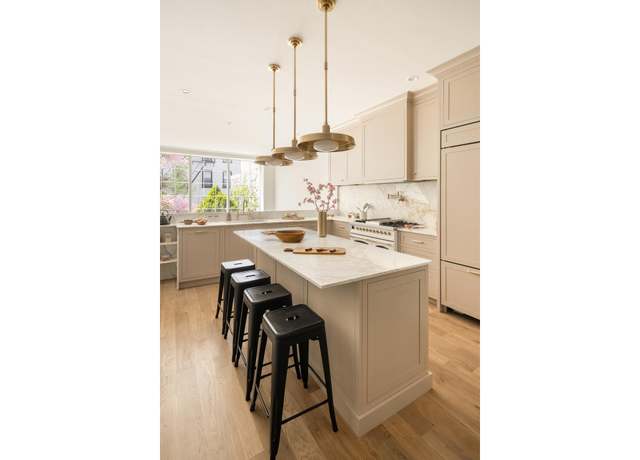 Property at 38 Garfield Pl, Brooklyn, NY 11215, 6 beds, 6.5 baths