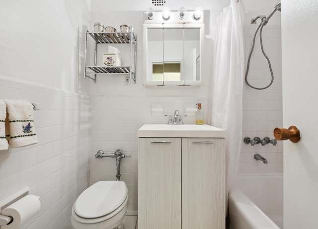 Property at 309 E 87th St Unit 6U, New York City, NY 10128, 1 bath