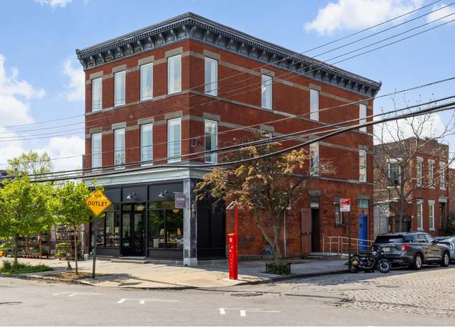 Property at 442 Van Brunt St, Brooklyn, NY 11231, 4 beds, 2.5 baths