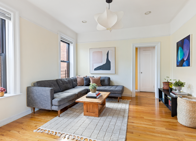 Property at 175 Prospect Park SW Unit 4G, Brooklyn, NY 11218, 2 beds, 1 bath