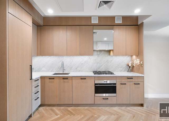 Property at 300 W 122nd St Unit 4F, New York City, NY 10027, 1 bed, 1 bath