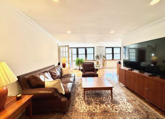 Property at 239 E 79th St Unit 8F, New York City, NY 10075, 2 beds, 2 baths