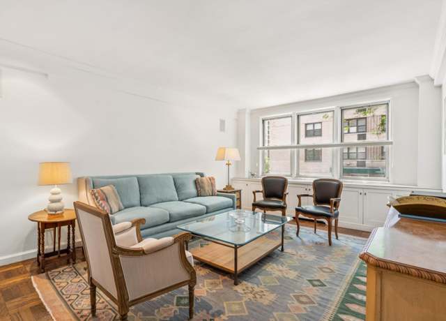Property at 241 E 76th St Unit 2E, New York City, NY 10021, 1 bed, 1 bath