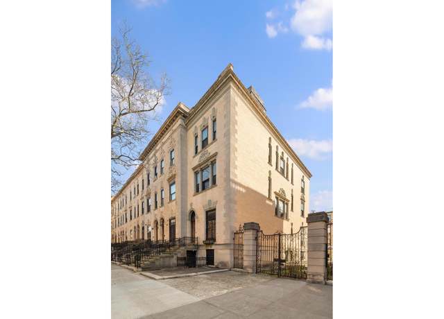 Property at 218 W 139th St, New York City, NY 10030, 5 beds, 4 baths