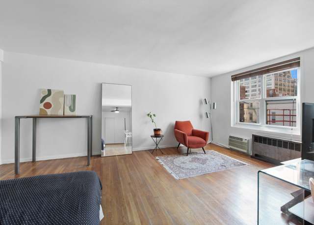 Property at 185 W Houston St Unit 6K, New York City, NY 10014, 1 bath