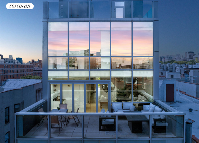 Property at 313 W 121st St Ph 1, New York City, NY 10027, 3 beds, 2.5 baths