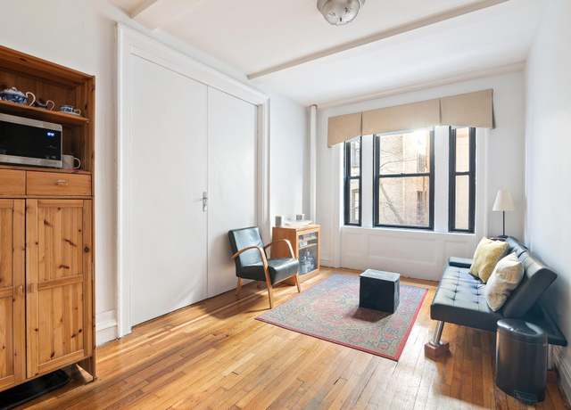Property at 609 W 114th St #6, New York City, NY 10025, 2 beds, 1 bath