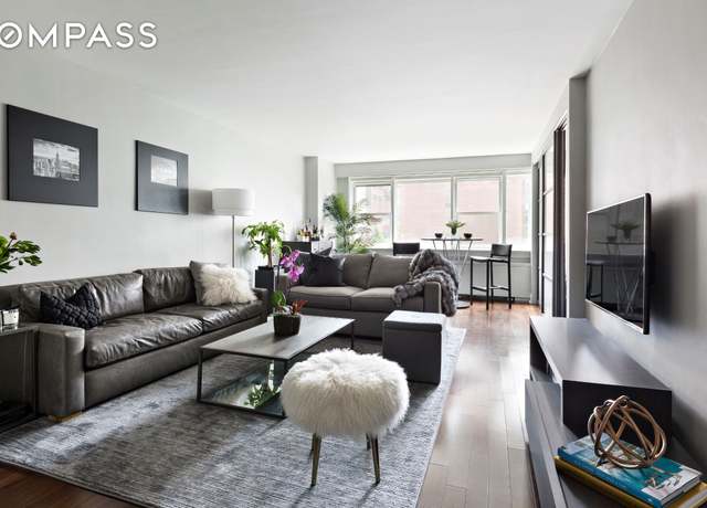 Property at 101 W 12th St Unit 6L, New York City, NY 10011, 1 bath