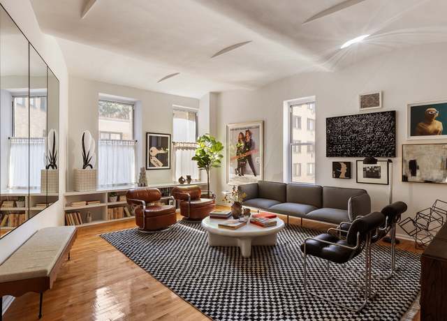 Property at 4 W 16th St Unit 7B, New York City, NY 10011, 1 bed, 1 bath